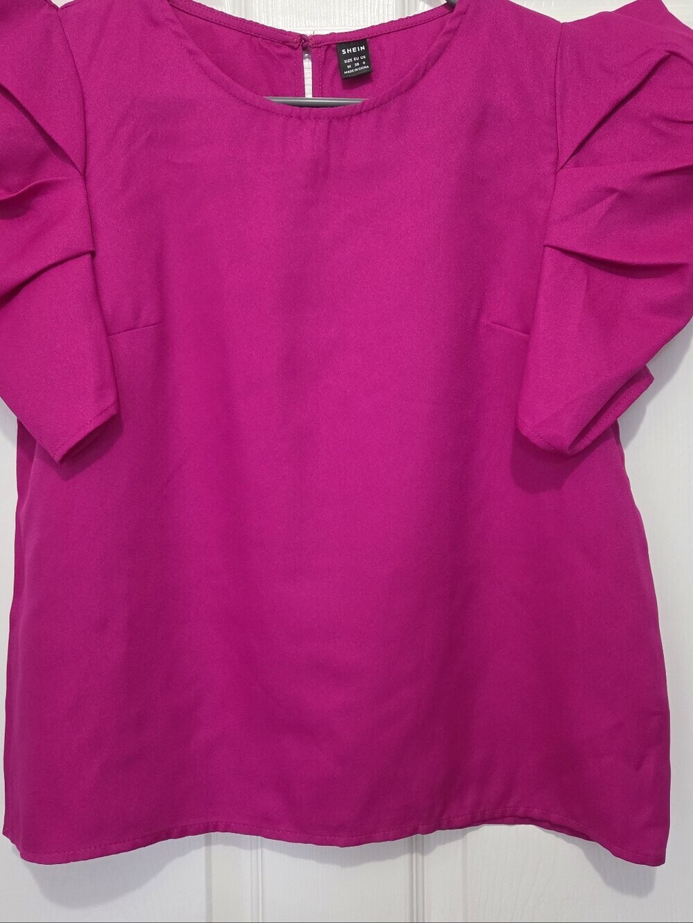 Women's Hot Pink Puff Short Sleeve Blouse Top Size Medium Business Casual - Picture 3 of 8